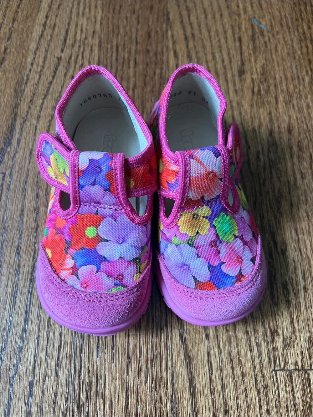 Froddo bright pink